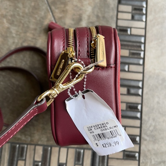 Michael Kors Small Camera Bag Ox Blood North/South - Picture 5 of 16